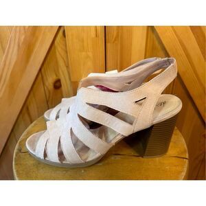 Dexflex Comfort Block Heel Sandals Faux Suede Open Toe NWT Shoes Size 11 Read